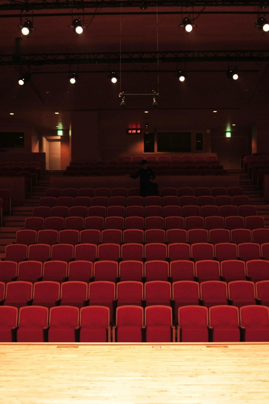 STAGE STORIES – Mic & Monologue